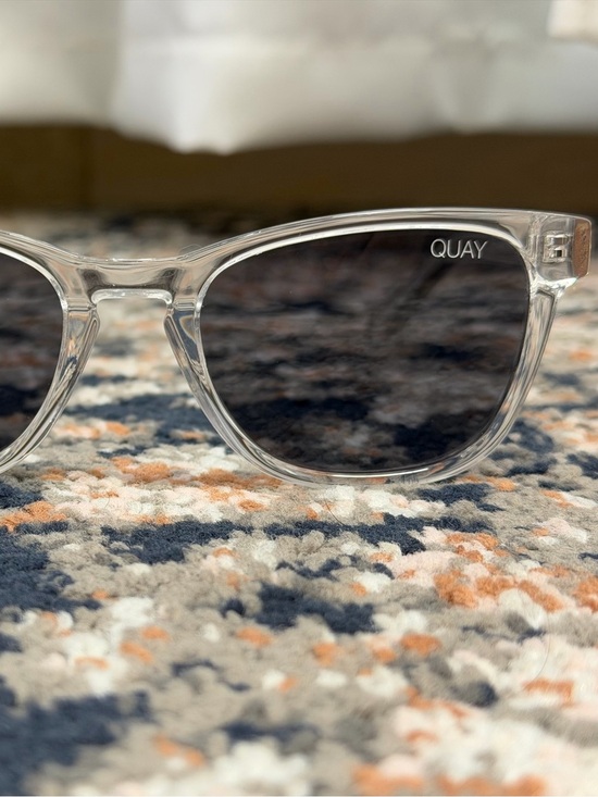 Quay Australia ‘Hardware Mini’ Unisex Polarized Sunglasses in “Clear / Smoke”